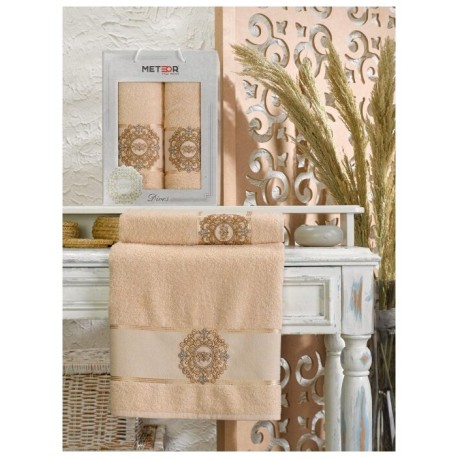 Набор  полотенец  - 06